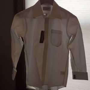 Long sleeve (cuff link required) button down